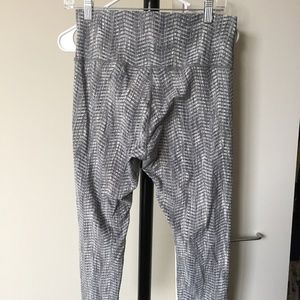Grey Lululemon Wunder Under Leggings